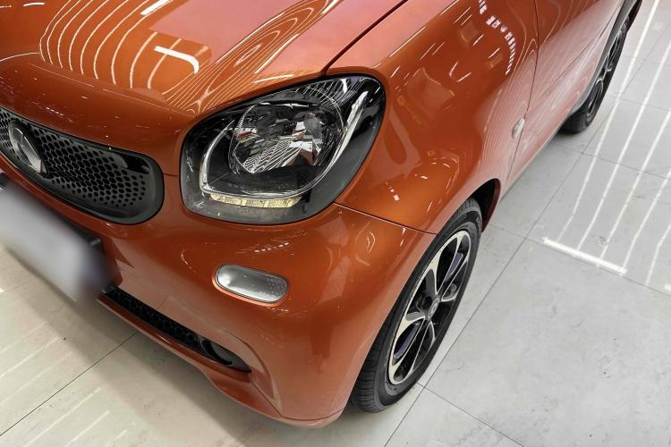 Used  fortwo 2015 1.0L 52 kW Hardtop Passion Edition
