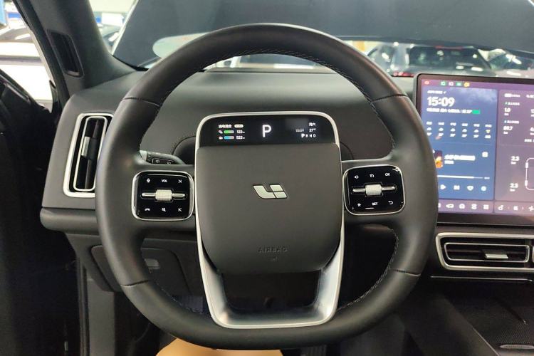 Used Li Auto L8 2023 Pro Model
