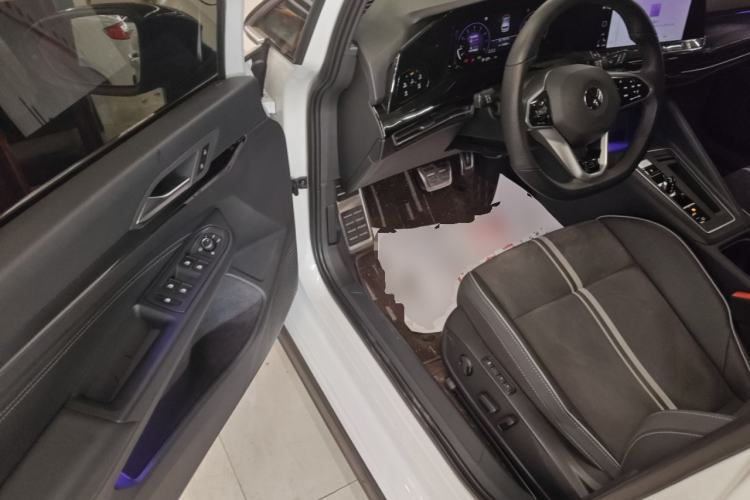 Used Volkswagen Golf 2023 Facelift 280TSI DSG R-Line Lite