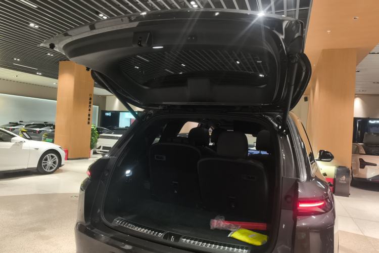 Used Li Auto L8 2024 Ultra Model