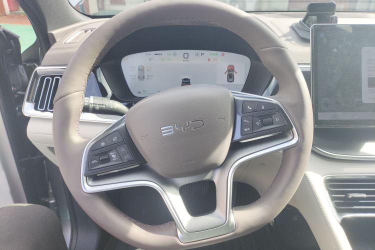 Used BYD Song PLUS New Energy 2025 EV 520km Premium Version
