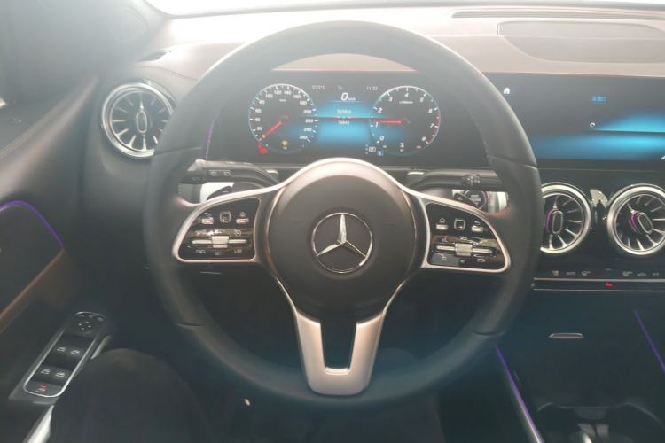 Used Mercedes-Benz GLB 2021 GLB 200 Fashion Model
