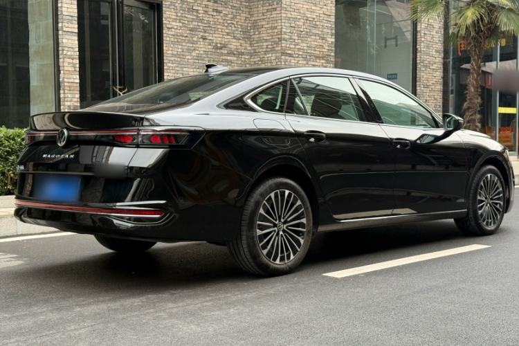 Used Volkswagen Magotan 2024 380TSI DSG Prestige Edition DaMai Package