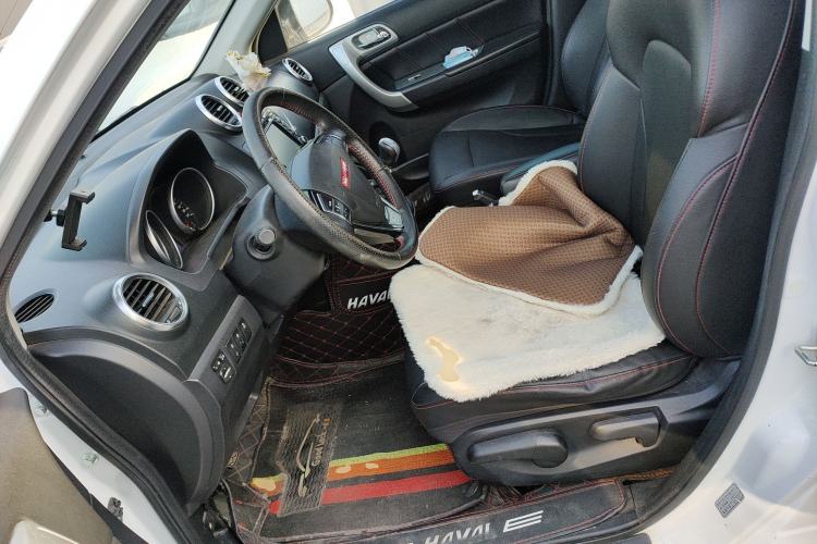 Used Haval H6 2015 Upgraded Model 1.5T Manual Two-Wheel Drive Elite Version
