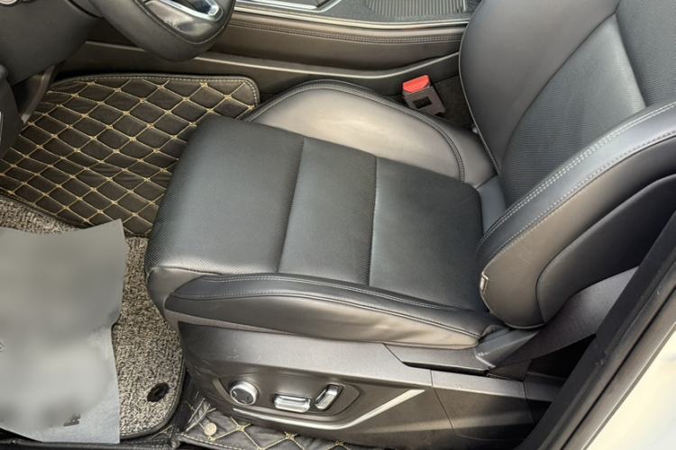 Used Lynk & Co 01 2021 2.0TD Two-Wheel-Drive Pro Trim
