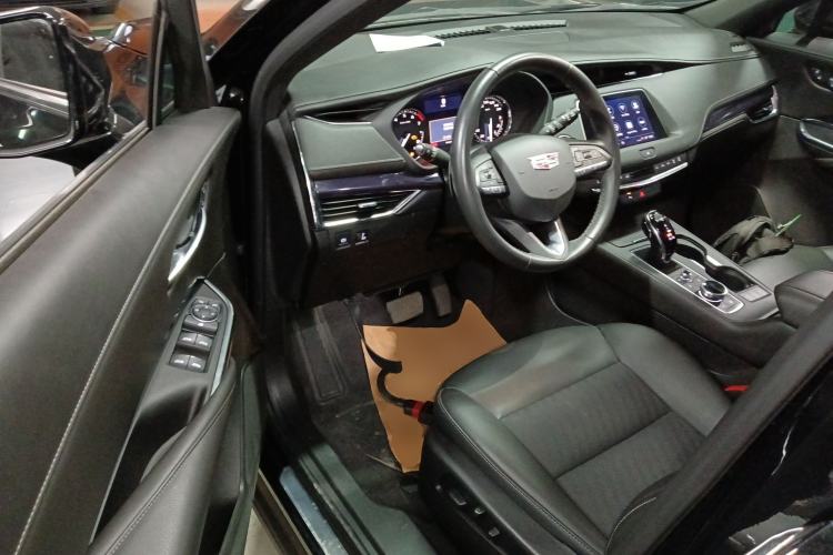 Used Cadillac XT4 2022 28T Two-Wheel Drive Fashion Edition
