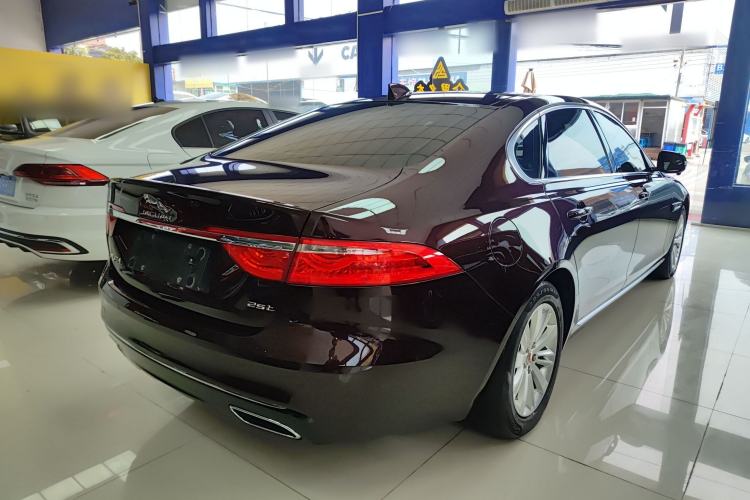 Used Jaguar XFL 2019 XFL 2.0T 200PS Two-Wheel-Drive Luxury Edition
