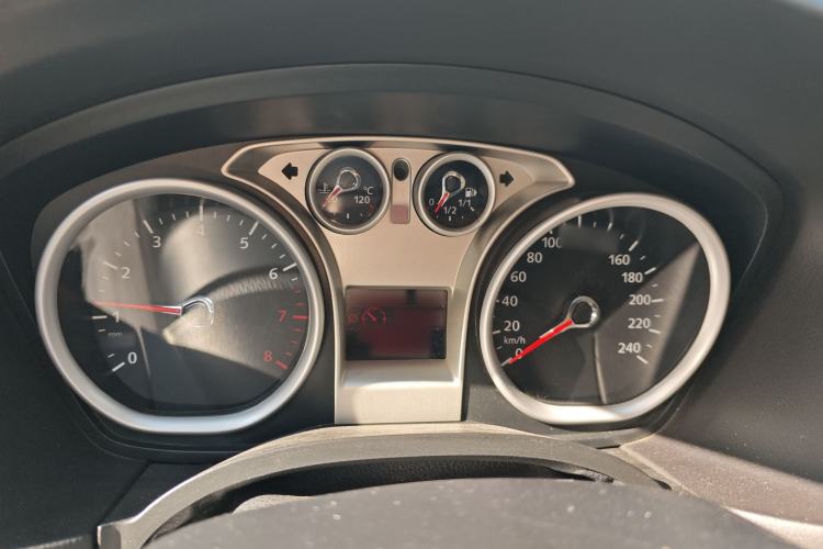 Used Ford Focus 2013 Hatchback Classic 1.8L Automatic Base Model
