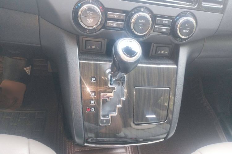 Used Mazda Mazda 8 2015 2.5L Flagship Edition
