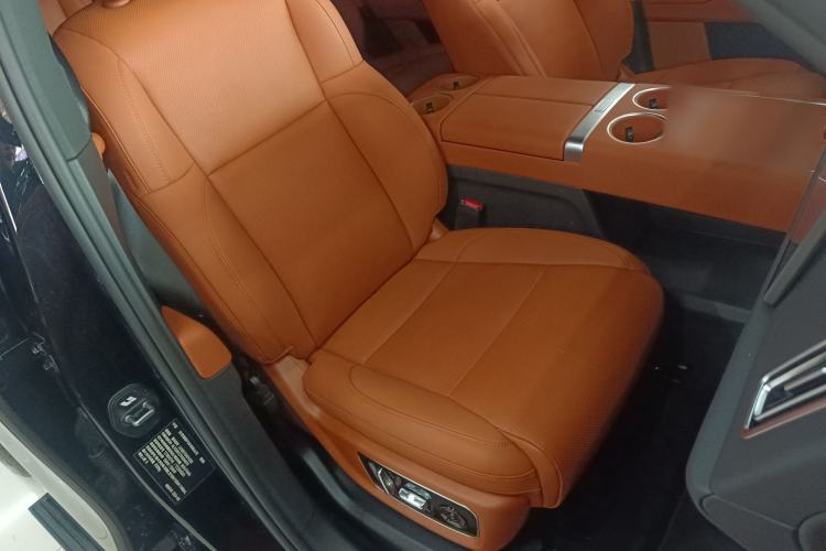 Used Li Auto L8 2024 Pro Model
