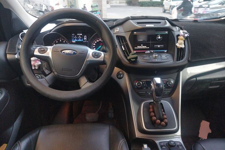 Used Ford Kuga 2015 1.5L GTDi Four-Wheel-Drive Elite Model
