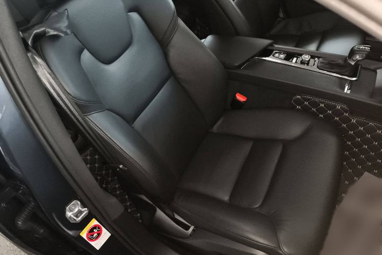 Used Volvo S60 2021 T4 Zhiyi Luxury Edition