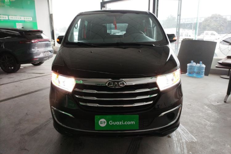 Used  M3 2023 1.8L 7/8-Seater Smart Connectivity Version