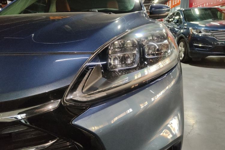 Used Ford Escape 2020 EcoBoost 245 Two-Wheel-Drive Titanium Edition