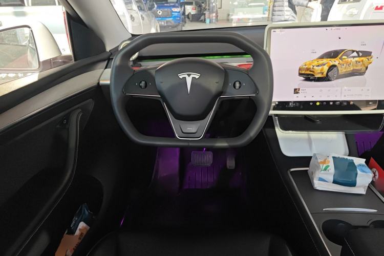 Used Tesla Model Y 2022 Rear-Wheel-Drive Version
