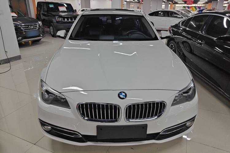 Used BMW 5 Series 2014 525Li Luxury Design Package
