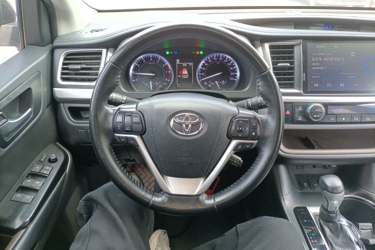 Used Toyota Highlander 2018 2.0T Four-Wheel Drive Prestige Version 7 Seats China VI Standard