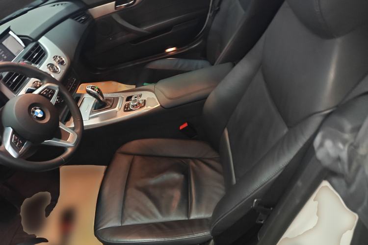 Used BMW Z4 2013 sDrive20i Leading Model
