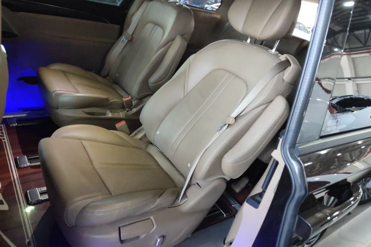 Used Buick GL8 2021 ES Land Cruiser 653T Luxury Edition
