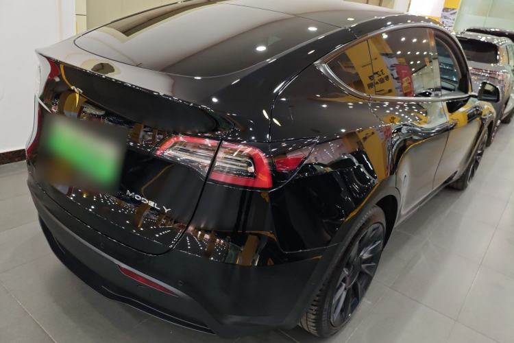 Used Tesla Model Y 2022 Rear-Wheel-Drive Version
