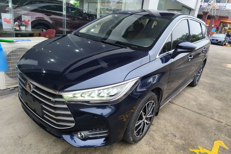 Used BYD Song MAX 2018 1.5T Manual Smart Connect Luxury 6-Seater
