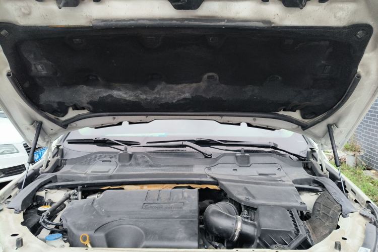 Used Land Rover Discovery Sport 2019 240 PS PURE Edition China VI Standard
