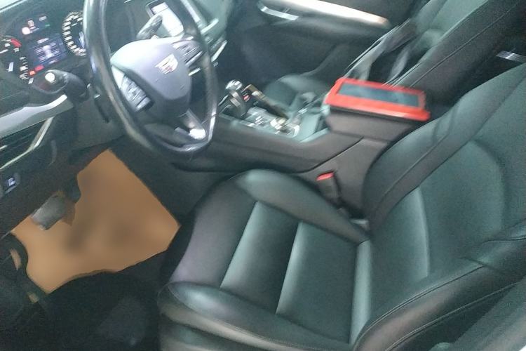 Used Cadillac XT4 2018 28T Two-Wheel Drive Leading Version
