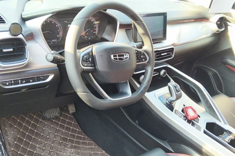 Used Geely Auto Coolray 2020 Facelift 240T DCT Hunter
