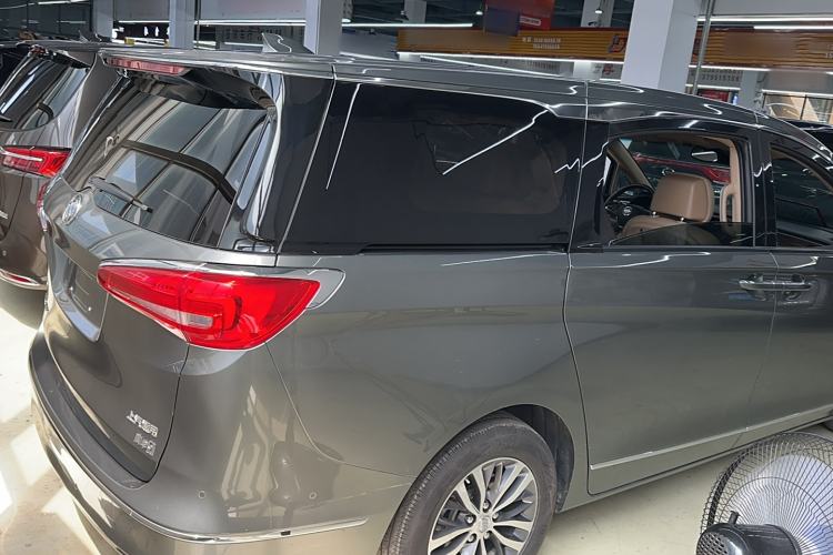 Used Buick GL8 2017 ES 28T Flagship Model China V Standard
