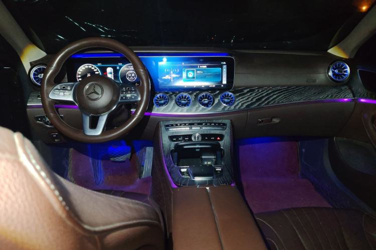 Used Mercedes-Benz CLS 2018 CLS 300 Dynamic Edition
