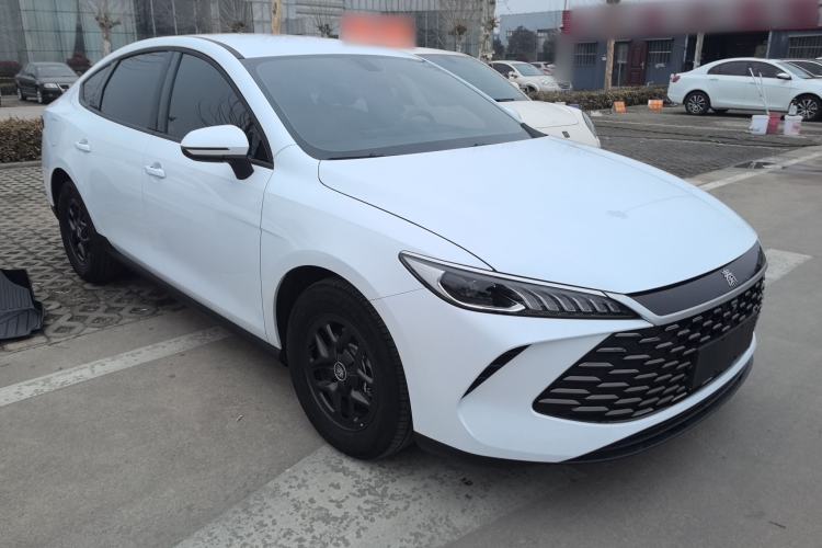 Used BYD Qin PLUS 2025 DM-i Smart Drive 55KM Leading Model