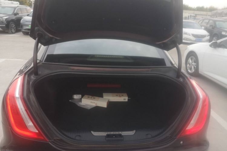 Used Jaguar XJ 2018 XJL 3.0 SC Two-Wheel-Drive Elegant Business Edition
