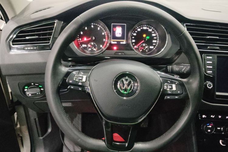 Used Volkswagen Tiguan L 2017 380TSI Automatic All-Wheel-Drive Luxury Edition