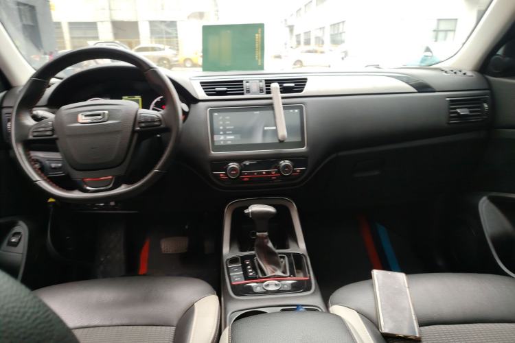 Used Qoros 5 2018 Revised 1.6T Automatic Luxury Version
