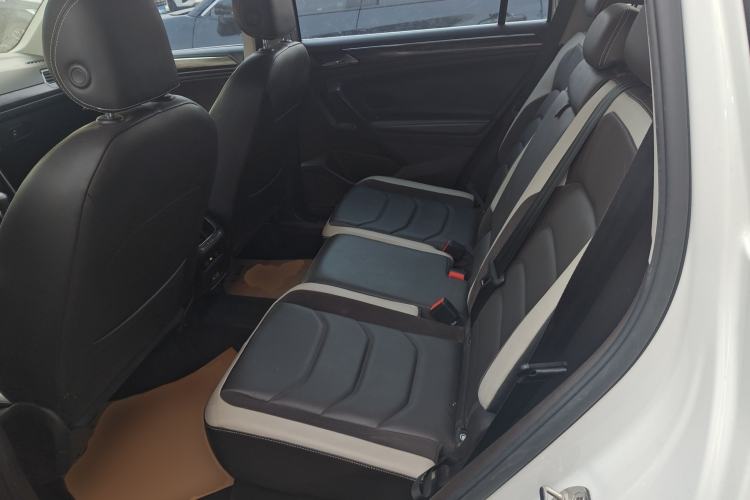 Used Volkswagen Tiguan L 2017 330TSI Automatic Two-Wheel Drive Comfort Edition