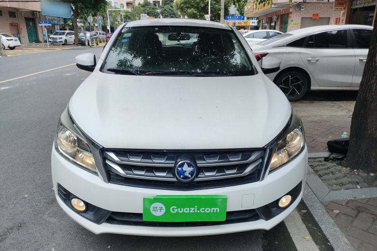 Used Venucia T70 2016 1.6L Manual Ruixing Edition
