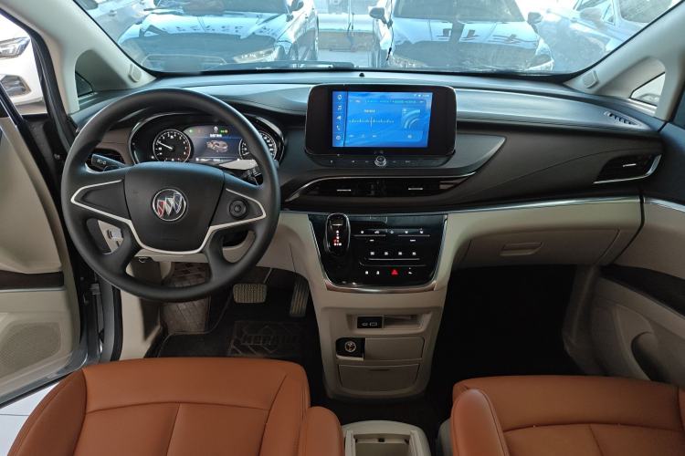 Used Buick GL8 2023 Land Executive Class Comfort Model