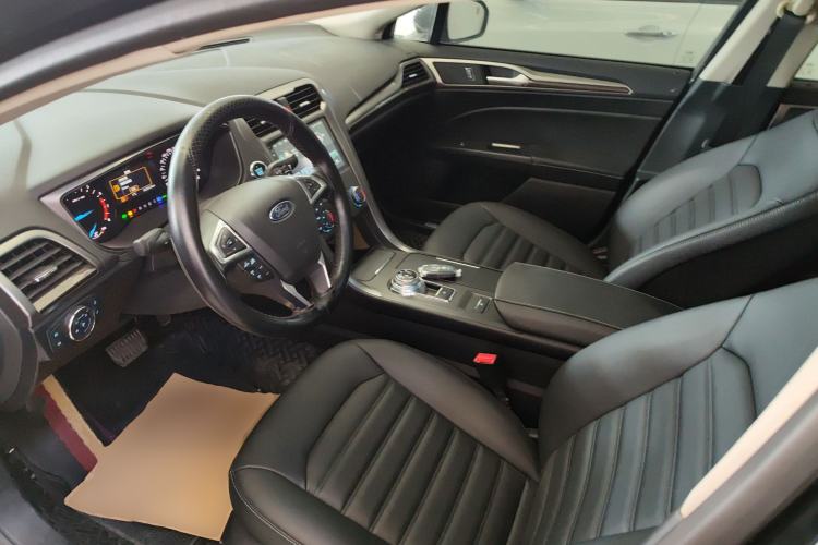 Used Ford Mondeo 2018 EcoBoost 180 Smart Control Fashion Model China VI Standard