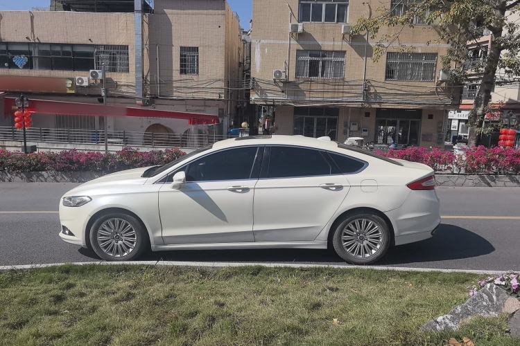Used Ford Mondeo 2013 2.0L GTDi 200 Luxury Model