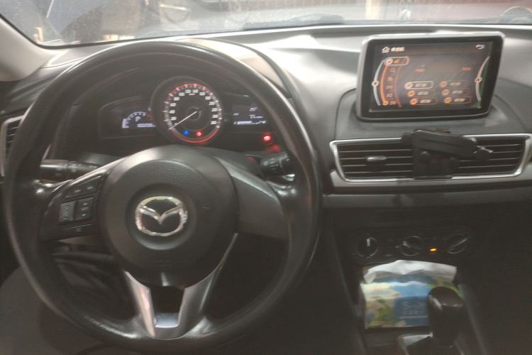 Used Mazda Mazda 3 Axela 2016 Hatchback 1.5L Automatic Comfort Model