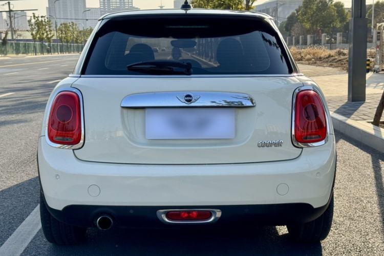 Used  MINI 2015 1.5T COOPER Fun Five-Door Edition