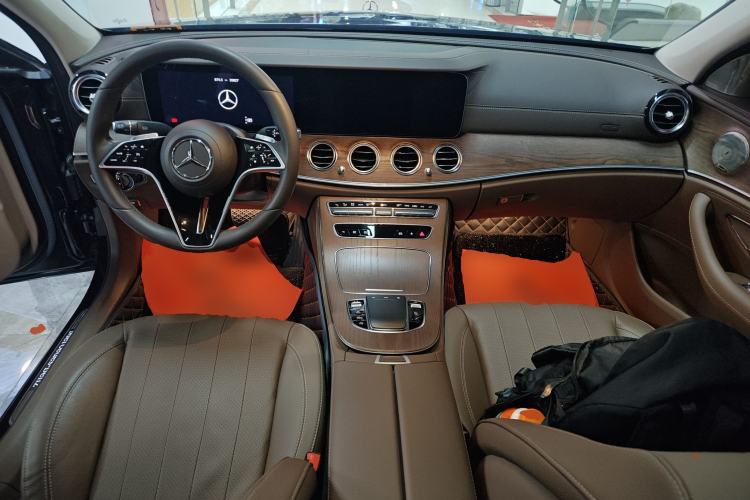 Used Mercedes-Benz E-Class 2023 Updated E 300 L Fashion Edition
