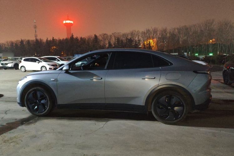 Used ONVO L60 2024 60 kWh Rear-Drive Version
