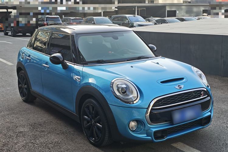 Used  MINI 2016 2.0T COOPER S Pioneer Edition Five-Door Model
