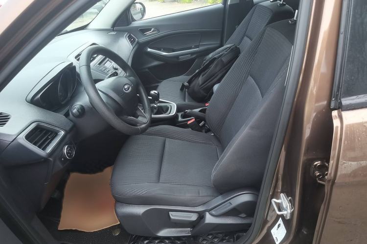 Used Ford Escort 2019 Revised Version 1.5L Manual "Quality Enjoyment" Trim (Tire Pressure Monitoring) China VI Standard
