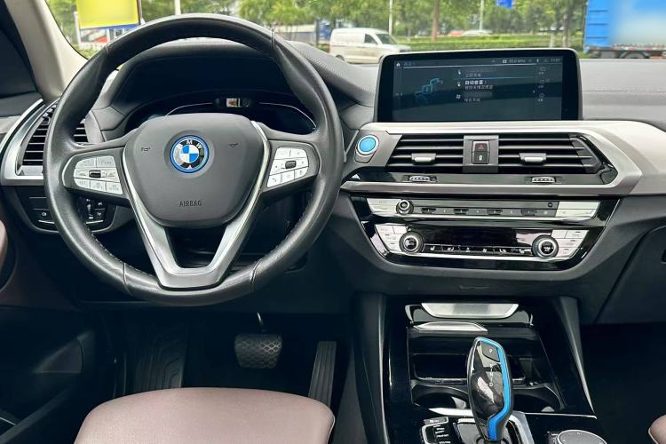 Used BMW iX3 2021 Updated Leading Edition
