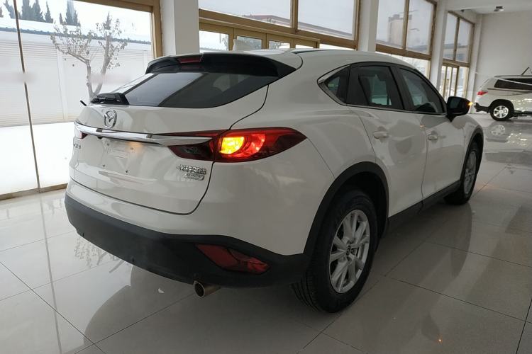 Used Mazda CX-4 2018 2.0L Automatic Two-Wheel Drive Blue Sky Dynamic Version China V Standard
