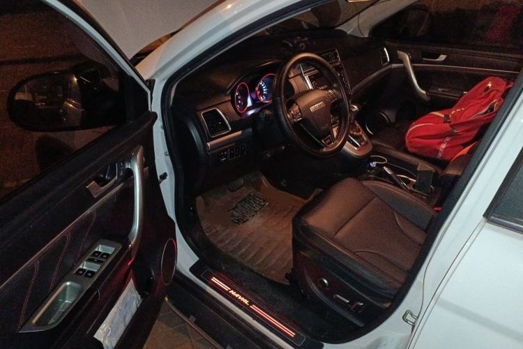 Used Haval H6 2015 Sport Edition 1.5T Automatic Two-Wheel Drive Luxury Model
