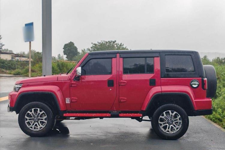 Used Beijing Auto BJ40 2023 2.0T Automatic Four-Wheel Drive Urban Hunter Edition Chivalrous Type