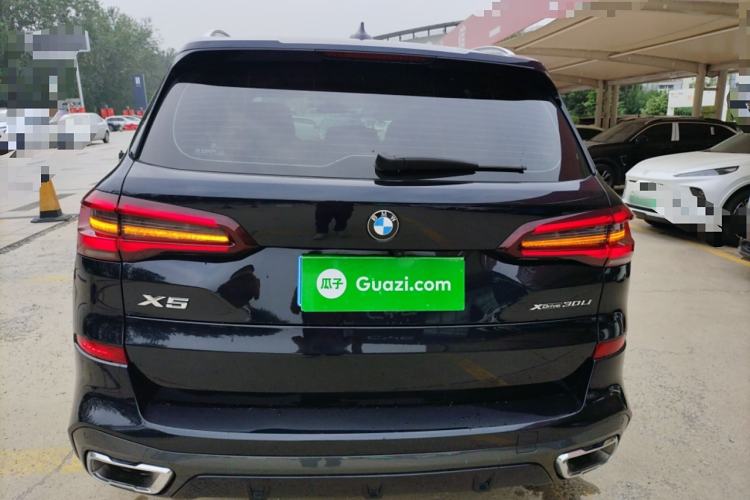 Used BMW X5 2022 Restyled xDrive 30Li Luxury Version M Sport Package
